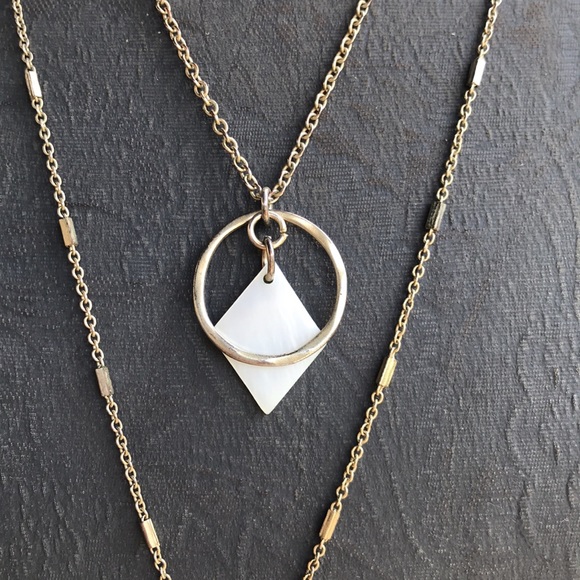 3/$15 Banana Republic Layered Three Strand Necklace - Picture 4 of 9